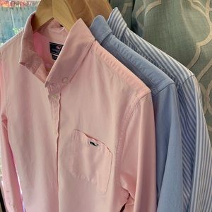 Vineyard Vines Shirts - LOT OF THREE Vineyard Vines Oxford Shirt Vineyard Vines Shirts - LOT OF THREE Vineyard Vines Oxford Shirt
